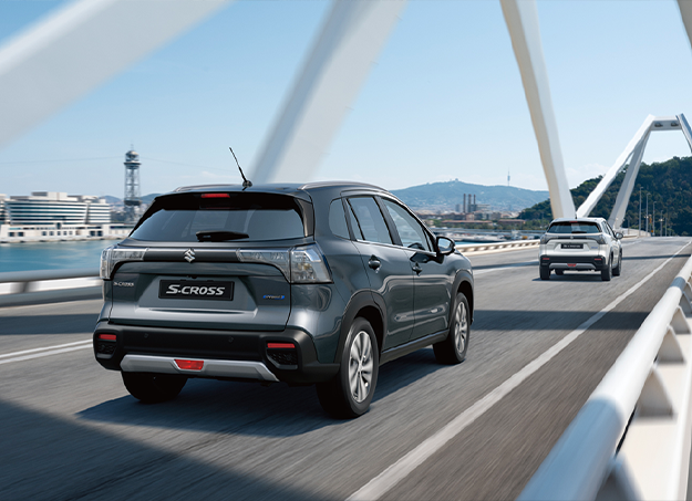 Amplitude-Auto-Suzuki-S-Cross-Hybrid