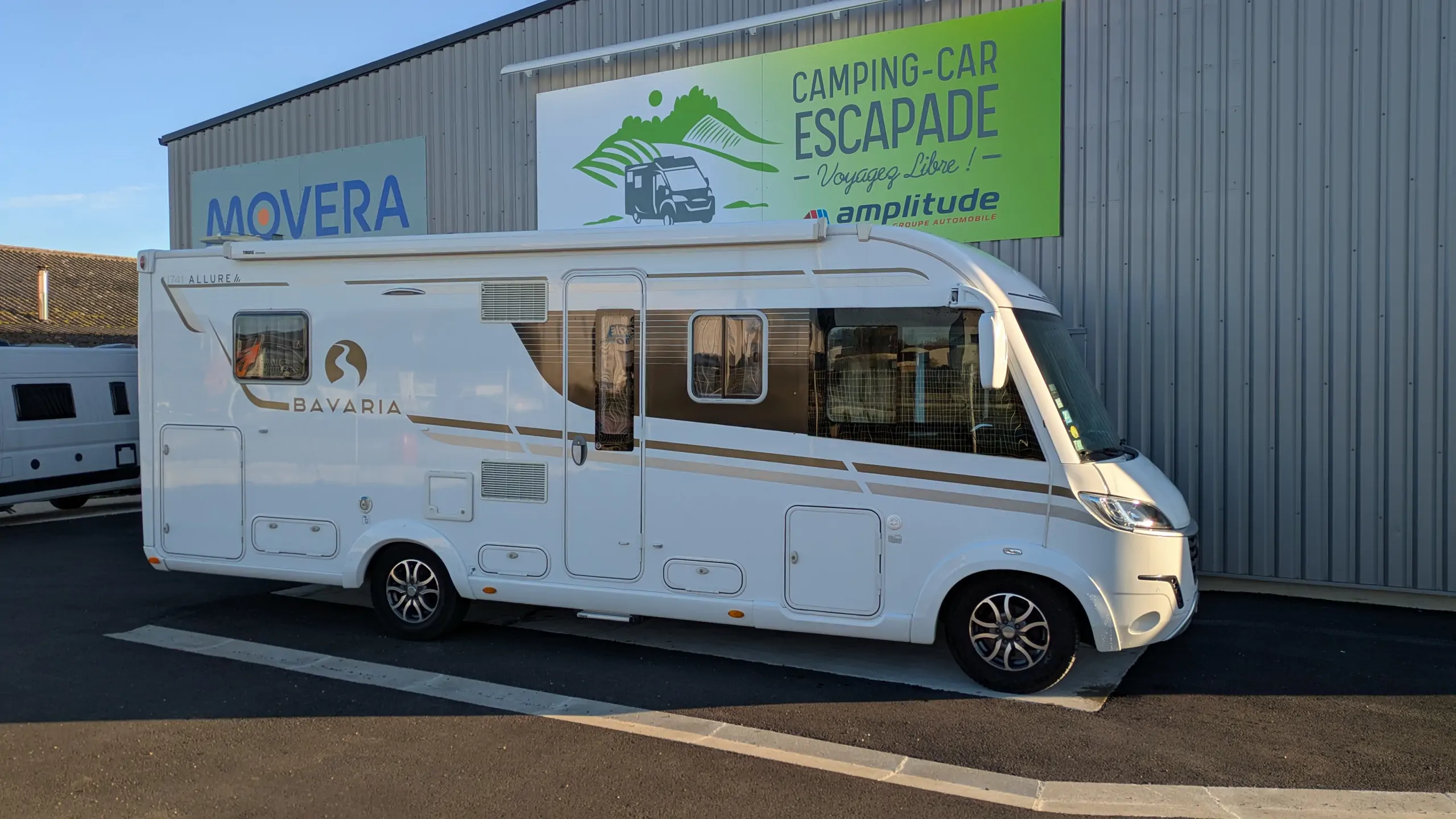 Image  BAVARIA INITIAL I741FC ALLURE 