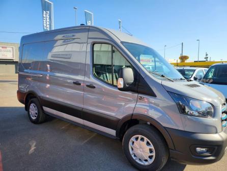 FORD Transit 2T Fg E 390 L2H2 135 kW (184 ch) Electrique Batterie 75/68 kWh Trend Business à vendre à Orléans - Image n°4