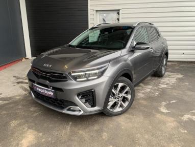 Voir le détail de l'offre de cette KIA Stonic 1.0 T-GDi 100ch GT Line BVM de 2025 en vente à partir de 24 399 € 