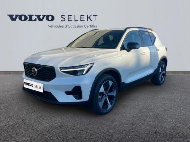 Voir le détail de l'offre de cette VOLVO XC40 B3 163ch Ultra DCT 7 de 2025 en vente à partir de 45 499 € 