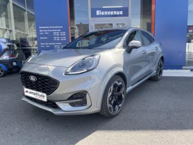 Voir le détail de l'offre de cette FORD Puma 1.0 EcoBoost Hybrid 125ch ST Line X S&S de 2025 en vente à partir de 26 999 € 