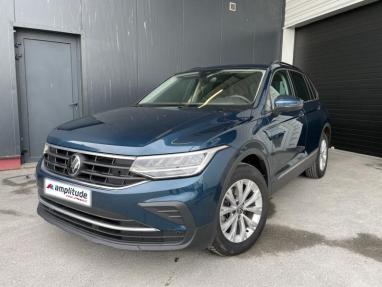 Voir le détail de l'offre de cette VOLKSWAGEN Tiguan 2.0 TDI 150ch Life Plus DSG7 de 2023 en vente à partir de 27 499 € 