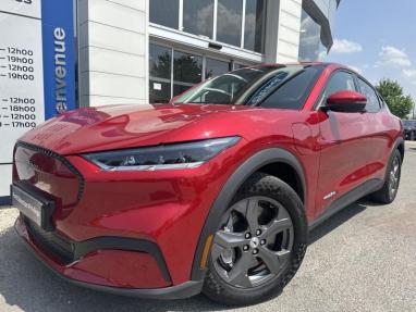 Voir le détail de l'offre de cette FORD Mustang Mach-E Extended Range 99kWh 294ch 7cv de 2022 en vente à partir de 332.2 €  / mois