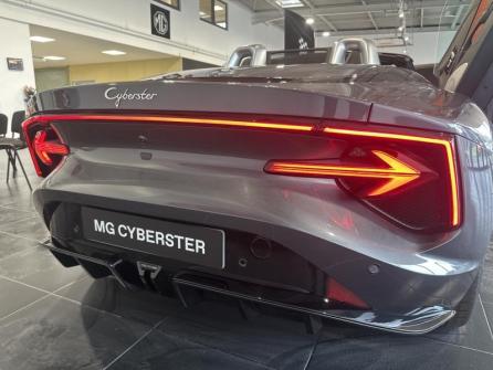 MG MOTOR Cyberster 510ch 77kWh 4WD à vendre à Saint-Maximin - Image n°12