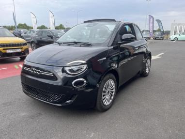 Voir le détail de l'offre de cette FIAT 500C e 118ch Pack Confort MY24 de 2025 en vente à partir de 30 999 € 