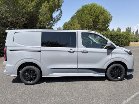 FORD Transit Custom Fg 320 L1H1 2.5 Duratec 232ch Hybride recheargeable Cabine Approfondie Sport CVT à vendre à Bourges - Image n°4
