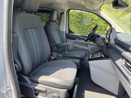 FORD Transit Custom Fg 320 L1H1 2.5 Duratec 232ch Hybride recheargeable Cabine Approfondie Sport CVT à vendre à Bourges - Image n°11