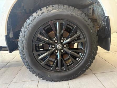 NISSAN Navara 2.3 dCi 190ch Double-Cab Trek-1Â° 2018 BVA à vendre à Chaumont - Image n°9