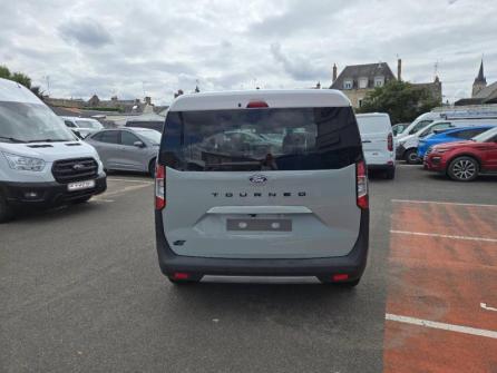 FORD Tourneo Courier 136ch 54kWh Active à vendre à Orléans - Image n°6