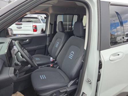 FORD Tourneo Courier 136ch 54kWh Active à vendre à Orléans - Image n°9