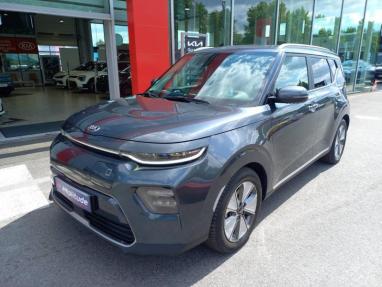 Voir le détail de l'offre de cette KIA e-Soul Premium 204ch de 2021 en vente à partir de 227.74 €  / mois