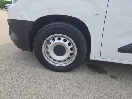 OPEL Combo Cargo M 800kg 100 kW Batterie 50 kWh à vendre à Dijon - Image n°9