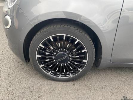 FIAT 500 e 118ch La Prima (step1) à vendre à Châteauroux - Image n°9